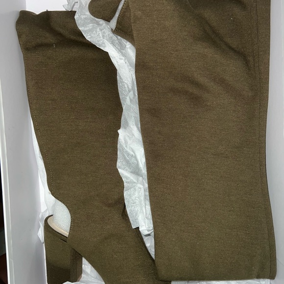 Thigh high boots - Picture 3 of 4